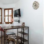 Nouveau - Le Cityscape - Petite Venise Апартаменты *